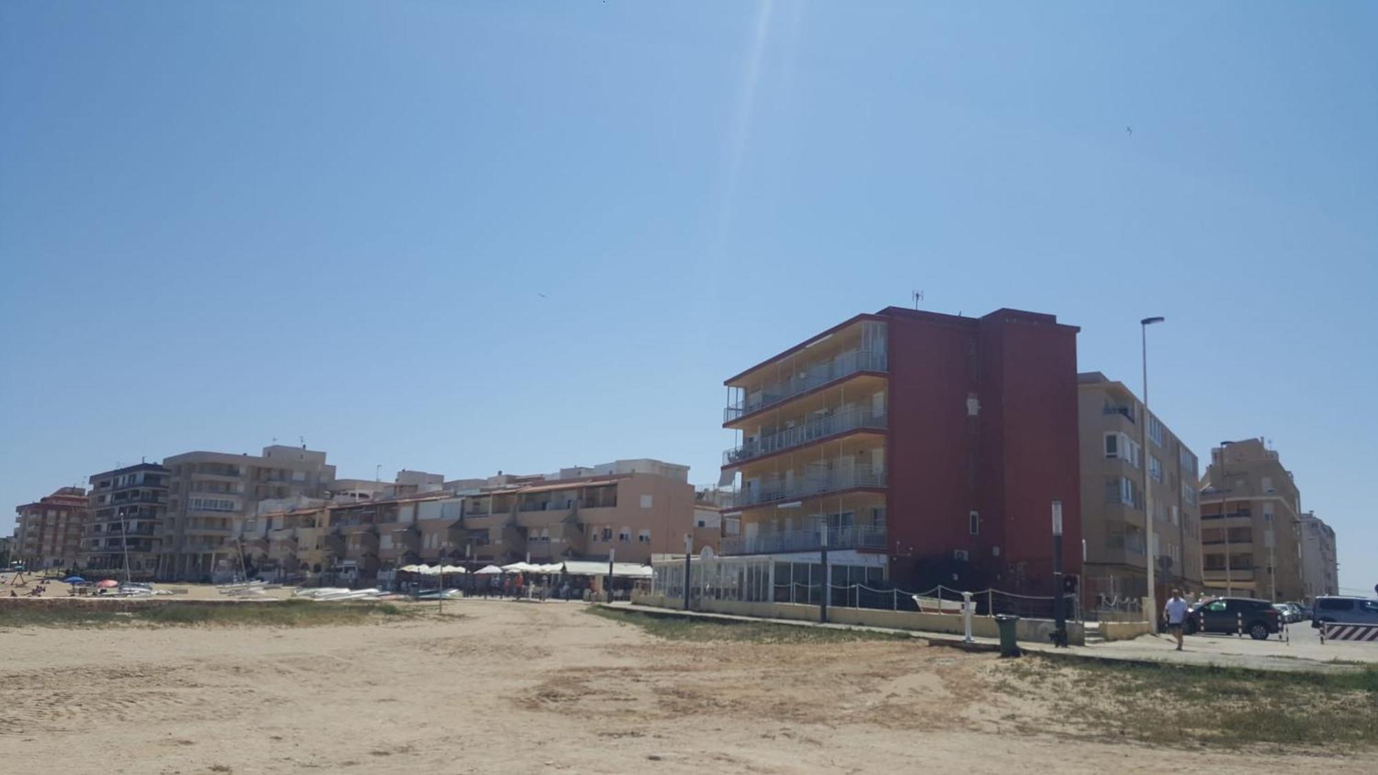 Beachfront Apartment - La Mata Торевиеха Екстериор снимка