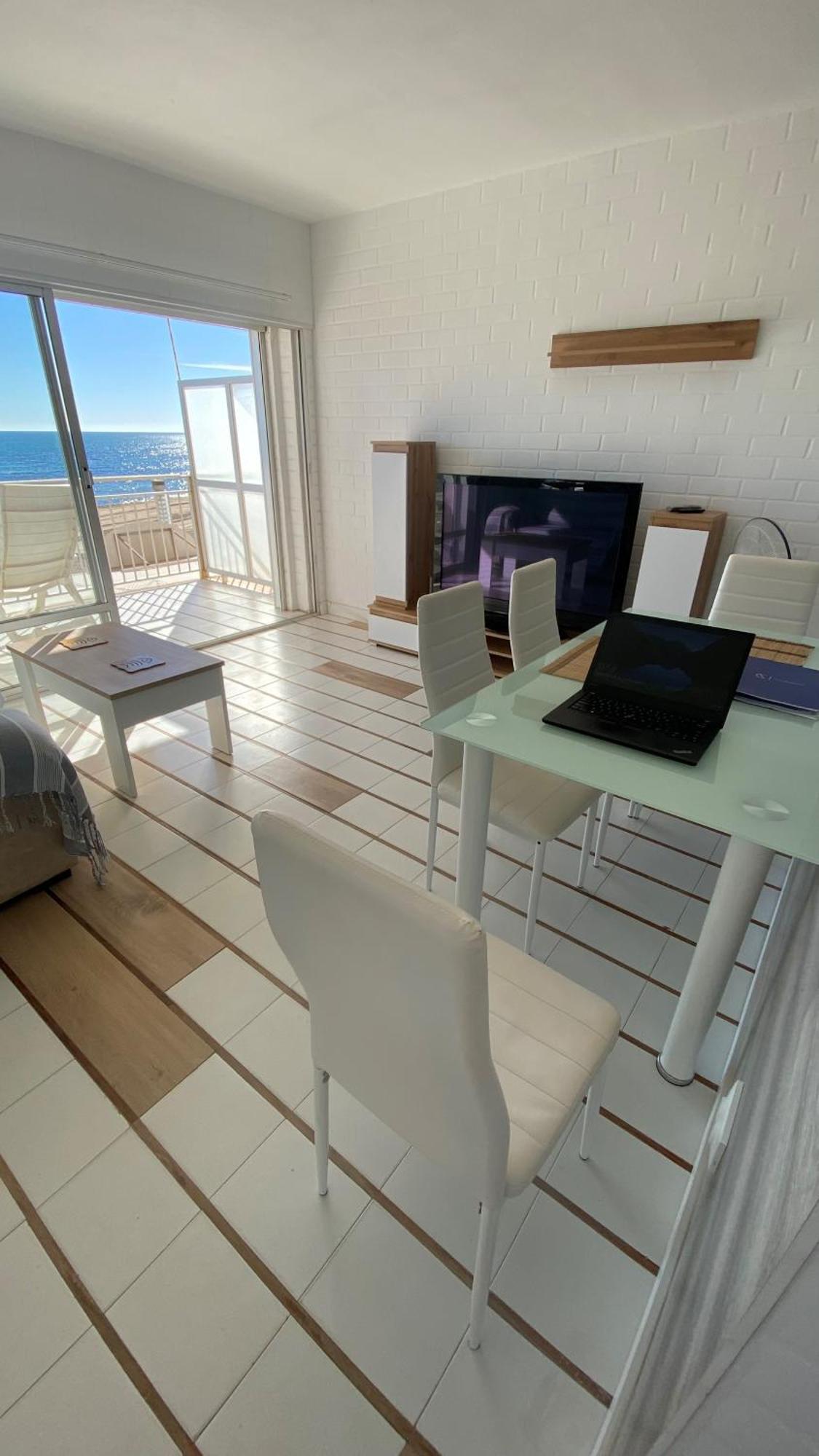 Beachfront Apartment - La Mata Торевиеха Екстериор снимка
