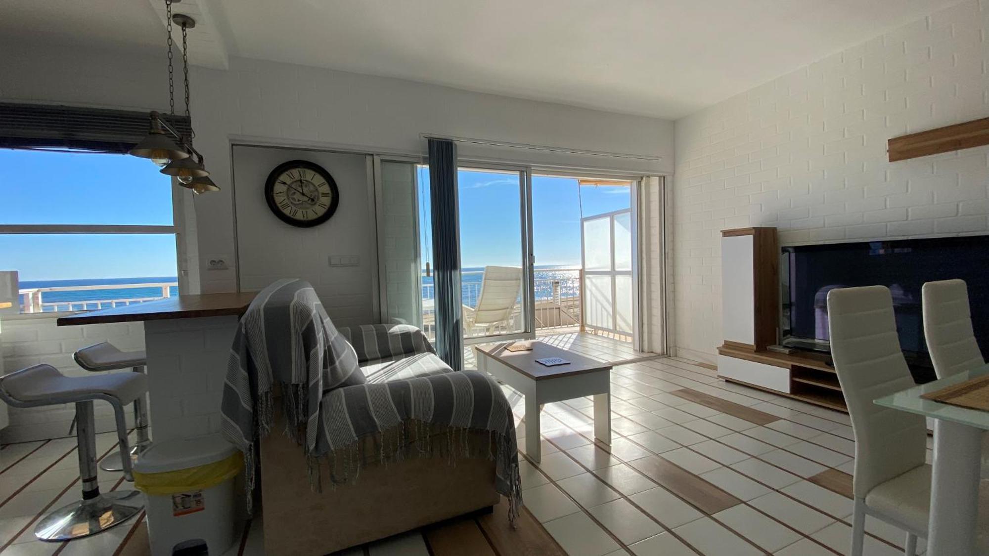 Beachfront Apartment - La Mata Торевиеха Екстериор снимка