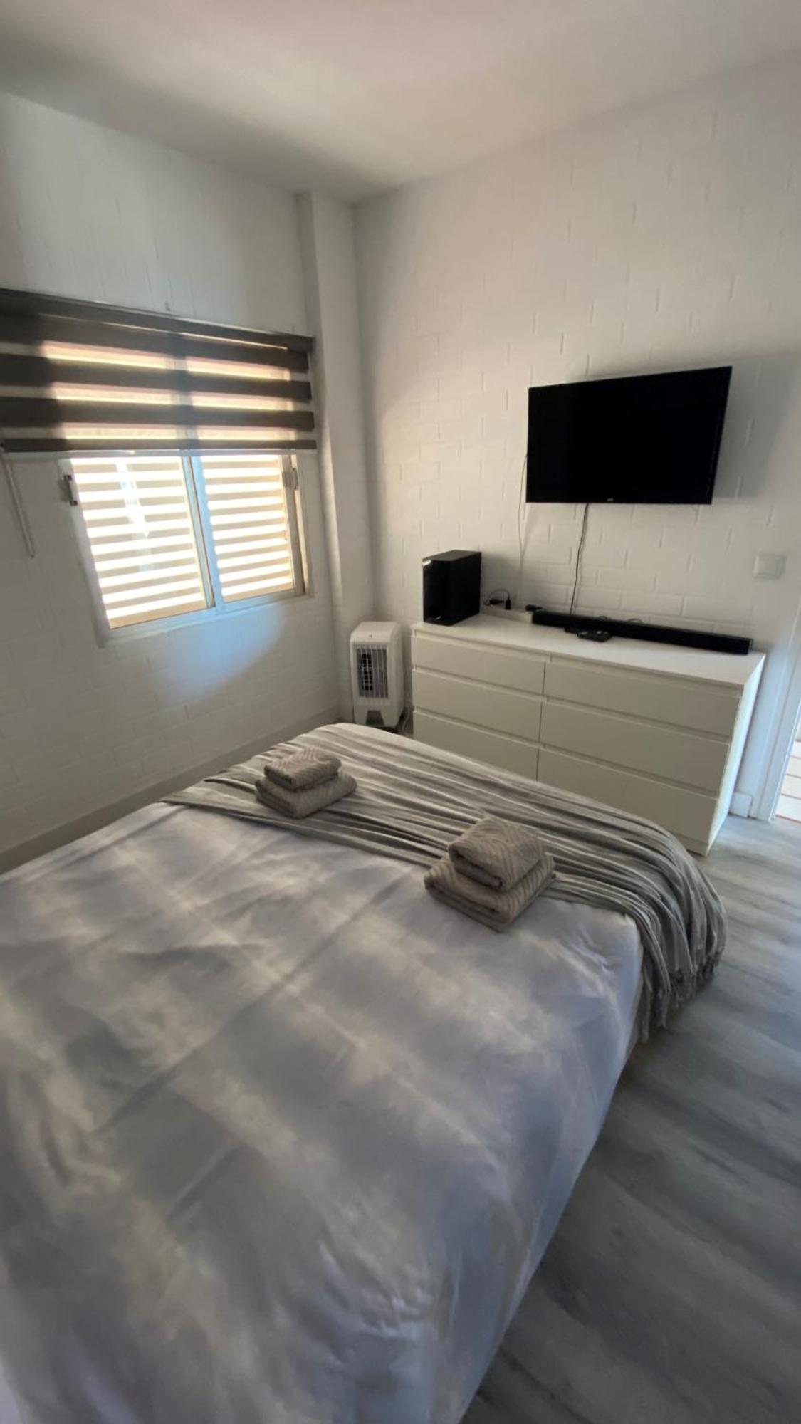 Beachfront Apartment - La Mata Торевиеха Екстериор снимка